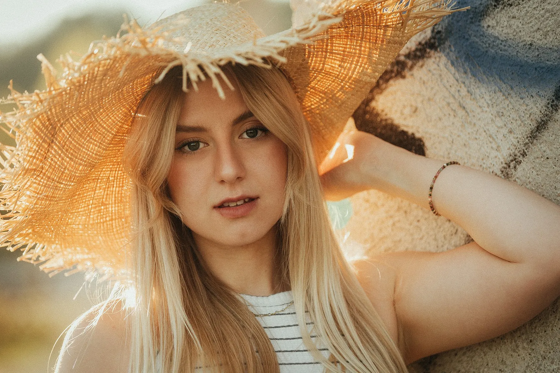 Woman with a straw hat